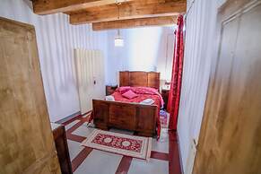 Casa Lanzara