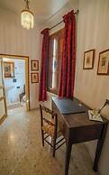 Casa Lanzara