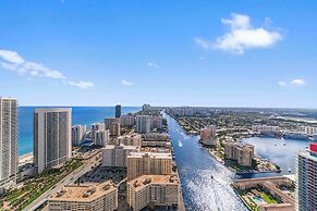 2BR Ocean Penthouse: Private Terrace & Hot Tub