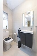 2br-sleeps4-parking-nearcork-6mintoairport