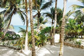 Las Olas Tulum