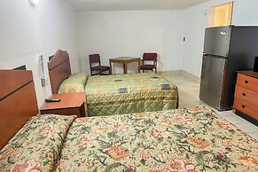 Shamrock Kings Inn By Oyo Marked Tree I-555