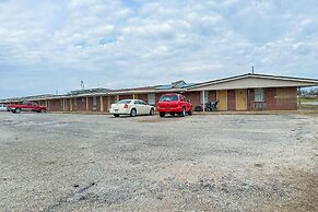 Shamrock Kings Inn By Oyo Marked Tree I-555
