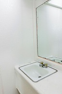 Shamrock Kings Inn By Oyo Marked Tree I-555