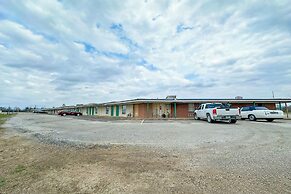 Shamrock Kings Inn By Oyo Marked Tree I-555