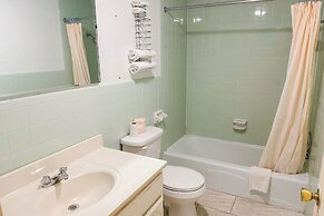 Shamrock Kings Inn By Oyo Marked Tree I-555