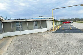 Shamrock Kings Inn By Oyo Marked Tree I-555