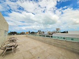 Makaranduba Beach House