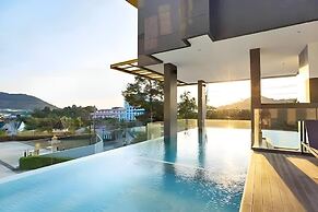 Utopia Central Tower