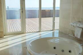 Chishan Seaview Licheng Hotel