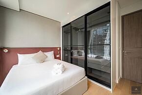 Metropole Residences Luxury Suite