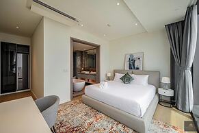 Metropole Residences Luxury Suite