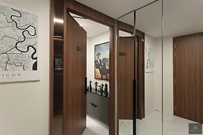 Metropole Residences Luxury Suite