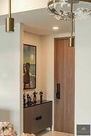 Metropole Residences Luxury Suite