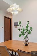 Metropole Residences Luxury Suite