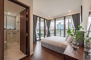 Metropole Residences Luxury Suite