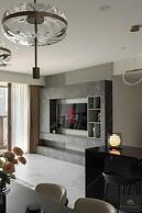 Metropole Residences Luxury Suite