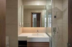 Metropole Residences Luxury Suite