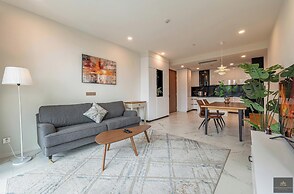 Metropole Residences Luxury Suite