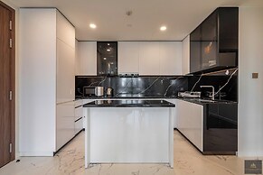 Metropole Residences Luxury Suite