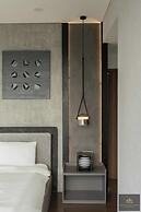 Metropole Residences Luxury Suite