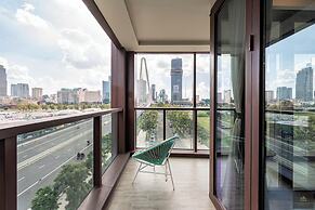 Metropole Residences Luxury Suite
