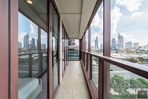 Metropole Residences Luxury Suite