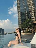 Metropole Residences Luxury Suite