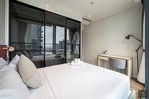 Metropole Residences Luxury Suite
