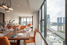 Metropole Residences Luxury Suite