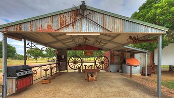 Big 4 Aussie Outback Oasis