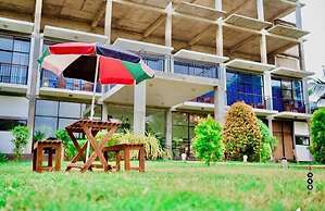 Aqua Marine Beach Hotel