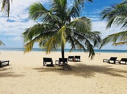 Aqua Marine Beach Hotel