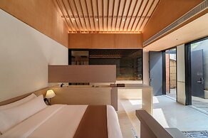 White House Monet Garden Coffee