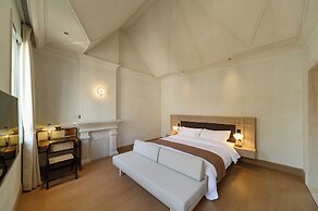 White House Monet Garden Coffee