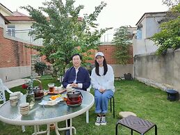 White House Monet Garden Coffee