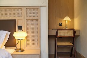 White House Monet Garden Coffee