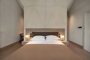 White House Monet Garden Coffee