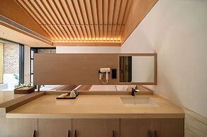 White House Monet Garden Coffee