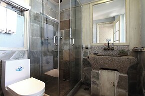 White House Monet Garden Coffee