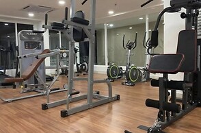 Champs Elysees Homestay by Landmark