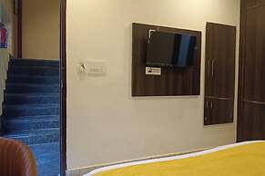 Airport Hotel Classic Crowne