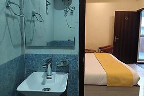 Airport Hotel Classic Crowne