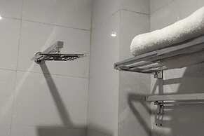 Airport Hotel Classic Crowne