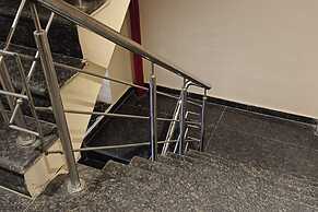 Airport Hotel Classic Crowne