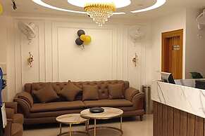 Airport Hotel Classic Crowne