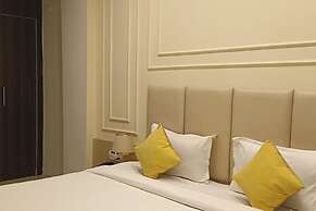 Airport Hotel Classic Crowne