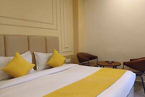 Airport Hotel Classic Crowne