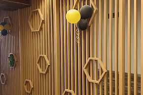 Airport Hotel Classic Crowne