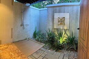 Beach Rock Resort Belitung